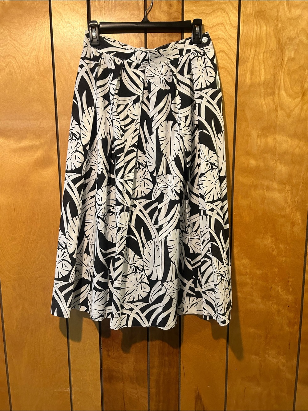Black & White Tropical Print A-Line Skirt